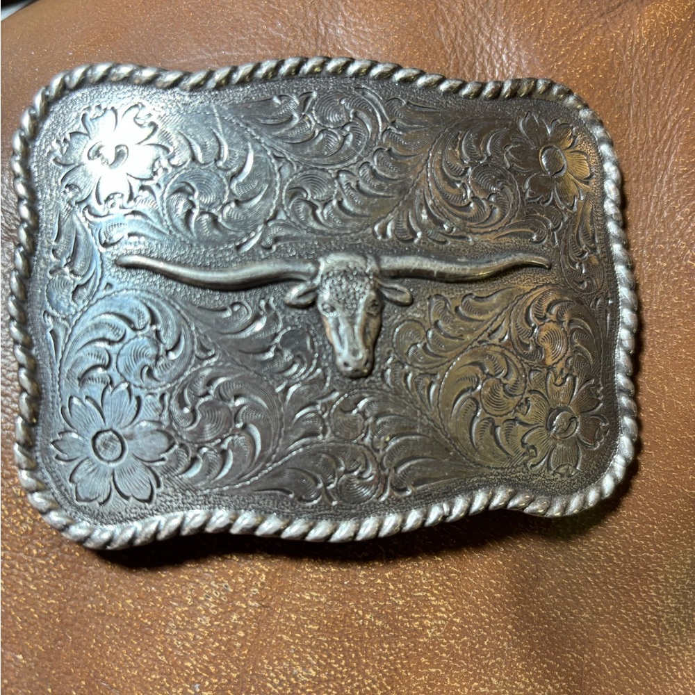 Nicola belt buckle 3 3/4 by 2 3/4 silvery